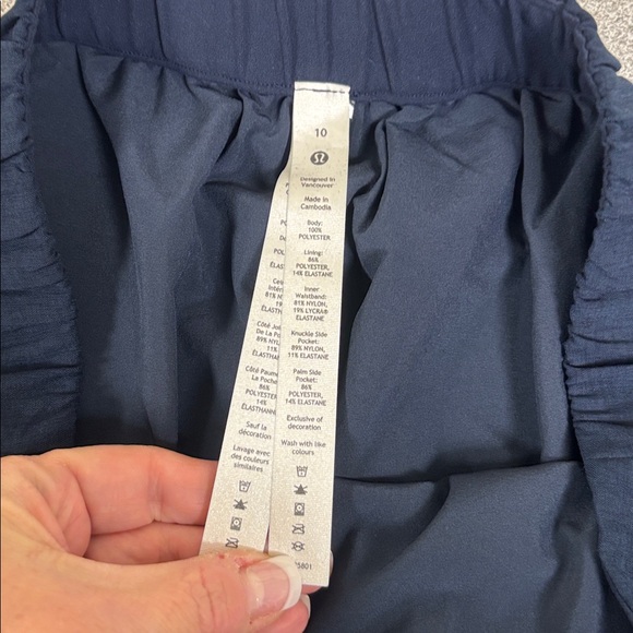 Lululemon Flat Front Relaxed Short 4” - Picture 5 of 5